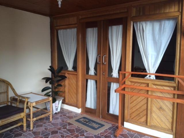 Bitung Two Fish Resort Lembeh מראה חיצוני תמונה