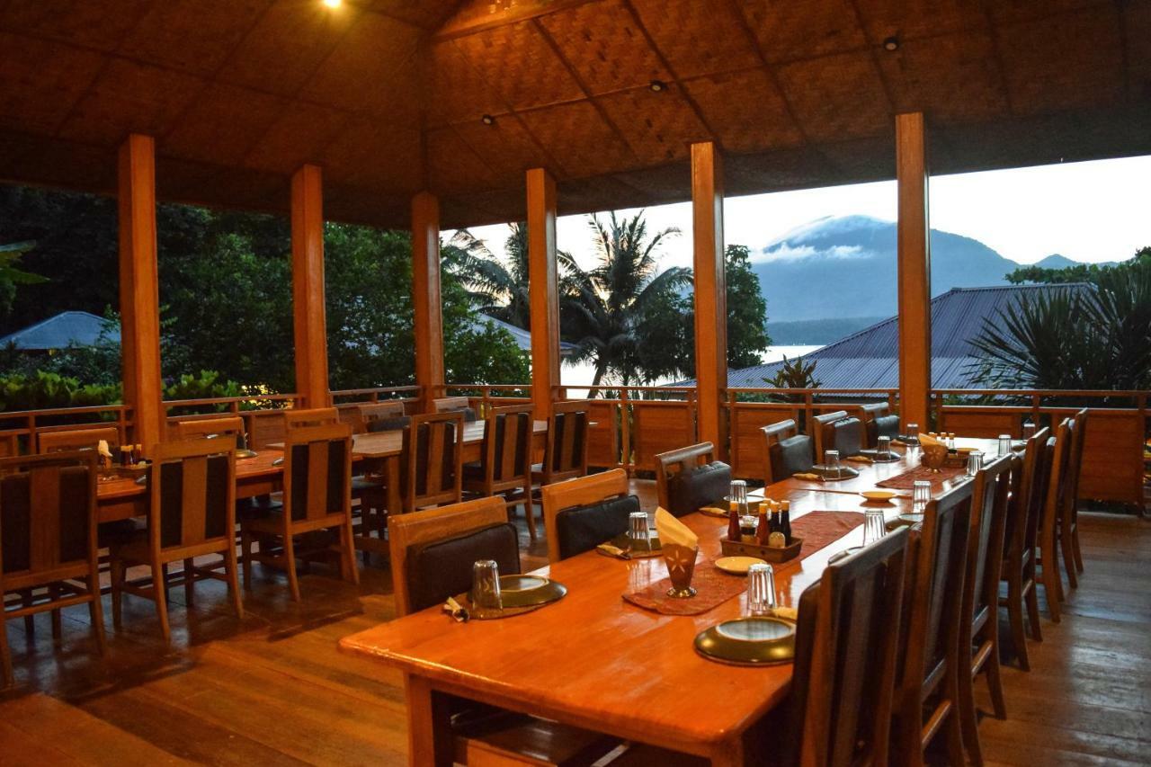 Bitung Two Fish Resort Lembeh מראה חיצוני תמונה